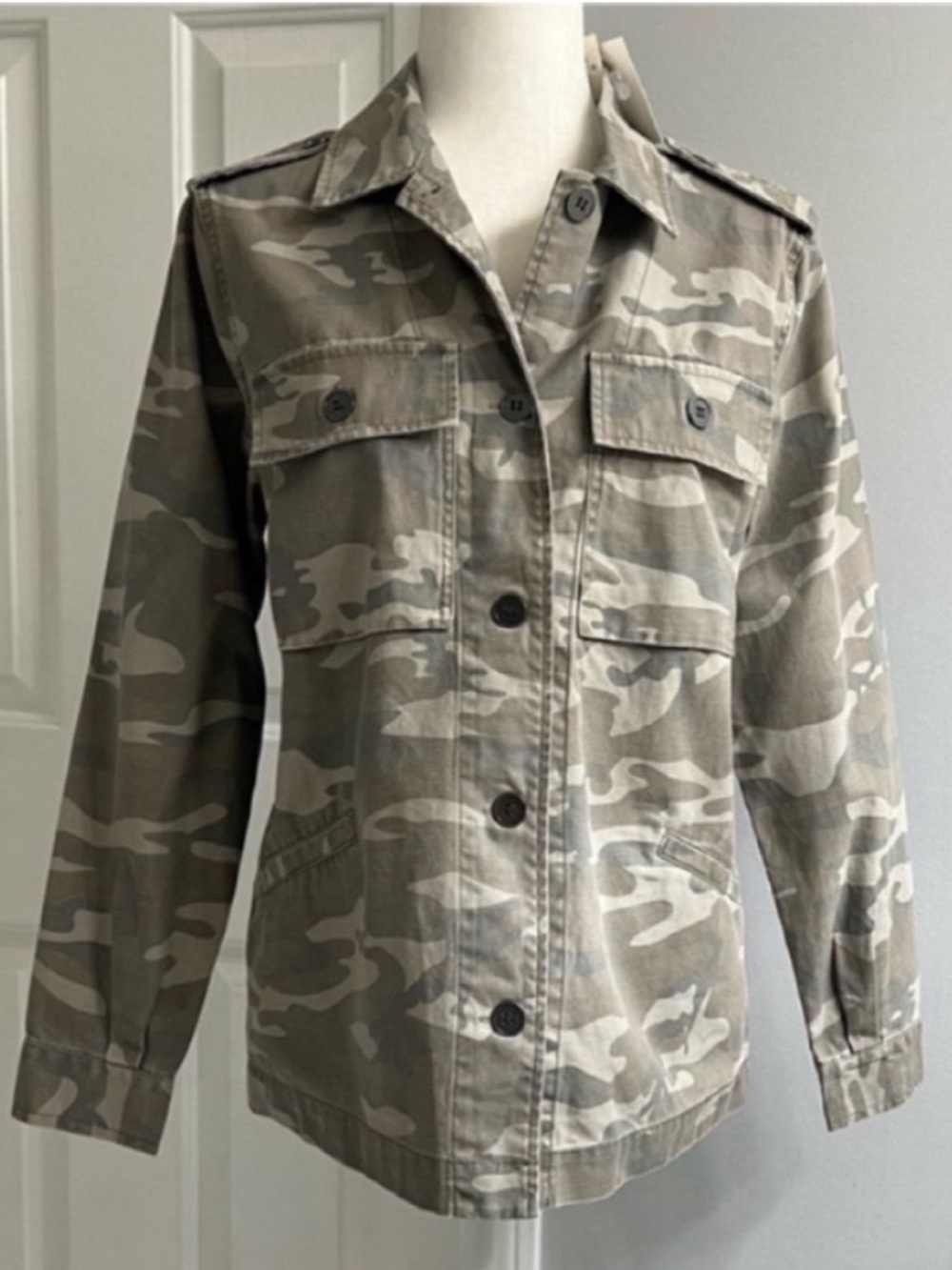 Addison Parker Camouflage
Jacket Size S